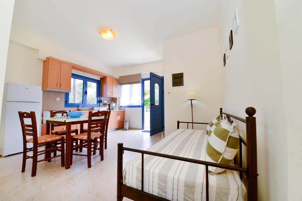 Kimothoy Apartment Armenistis  Exterior photo